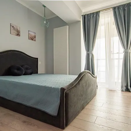 Bythesea Superior * Mamaia