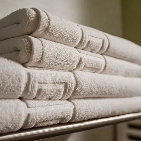 Bythesea Superior Mamaia