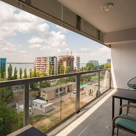 Bythesea Superior Mamaia