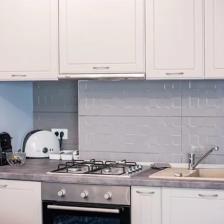 Bythesea Superior * Mamaia